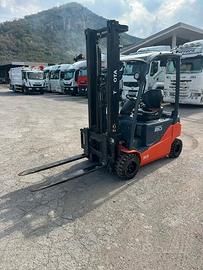 Carrello elevatore Toyota TRAIGO 48