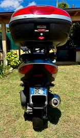 Scooter Madison 200 Anno 2006 con bauletto
