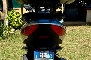 Scooter Madison 200 Anno 2006 con bauletto