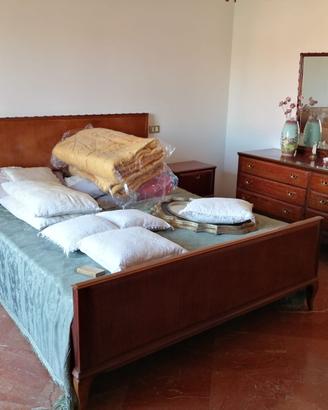 Camera da letto completa stile chippendale