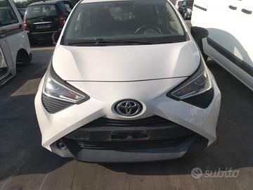 TOYOTA AYGO 2019 1.0 1KR-FE demolito per ricambi 