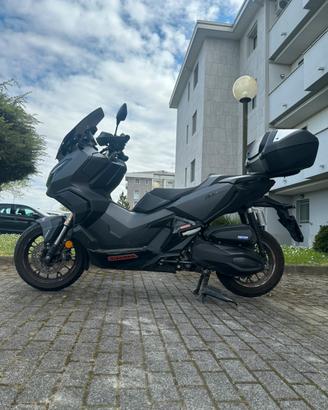 Honda Adv-350