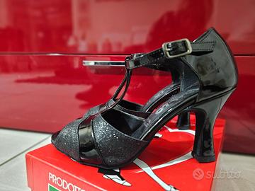 Scarpe da ballo nuove