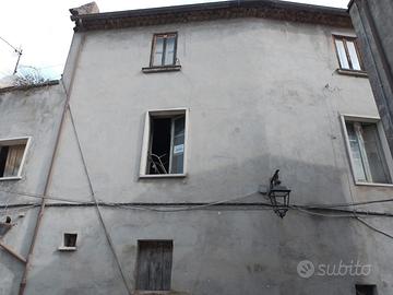 casa da ristrutturare da trasformare in b&b