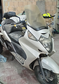 Honda silver wing 609 bicilindrico