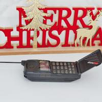 Cellulare vintage per collezionisti Motorola