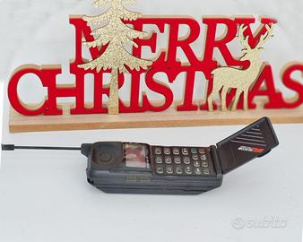 Cellulare vintage per collezionisti Motorola