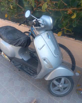 Vespa 50 lx