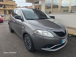 Lancia Ypsilon 1.3 MJT 16V 95 CV 5 porte S&S Silve