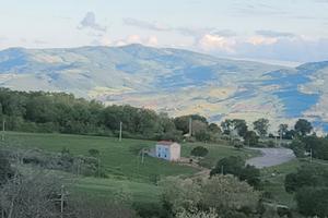 Terreno con rustico posizione strategica
