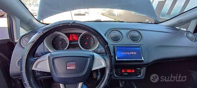 Seat Ibiza 1.6 TDI 105 CV - Audio Alpine 