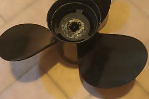 elica 13x19 per fuoribordo Mercury 