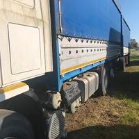 Motrice e rimorchio Volvo F16 Globetrotter 485 cv