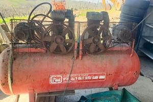 Fini compressore doppio motore 300 litri