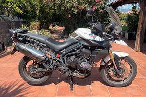 Triumph 800 Tiger