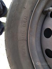 Cerchi e gomme grande punto