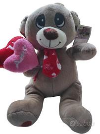 Orsetto con cravatta e scritta Ti Amo con etichett