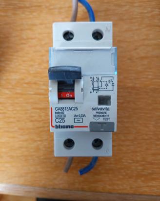 BTicino GA8813AC25 salvavita magnetotermico