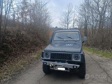 Suzuki samurai 