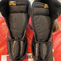 Air Jordan 1 Retro High "Black Metallic Gold"