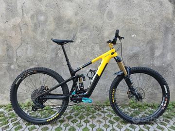 YETI 160E T3 X0 AXS TG.L USATO