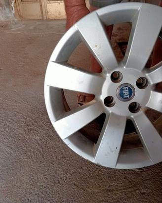 4 cerchi fiat 