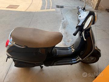 Piaggio Vespa 125 cc