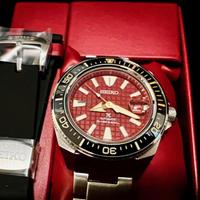 Seiko Prospex
Samurai Limited Edition Shu-iro SRPH