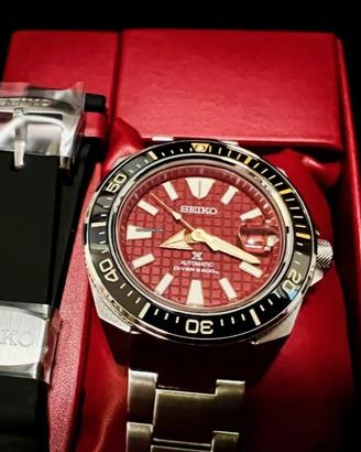 Seiko Prospex
Samurai Limited Edition Shu-iro SRPH
