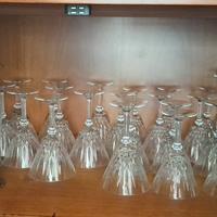 Servizio bicchieri in cristallo lavorati a mano