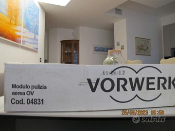 Folletto accessori per pulizia verticale.