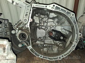 Cambio peugeo 208 1.2 2020 - 2025 hm05