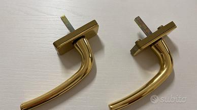 COPPIA MANIGLIE PER FINESTRA / PORTAFINESTRA HOPPE