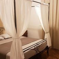 Letto matrimoniale / baldacchino in ferro battuto