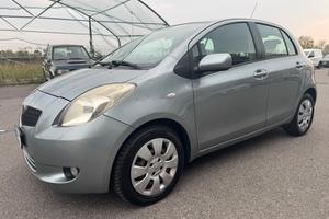 Toyota Yaris 1.3 5 porte Sol