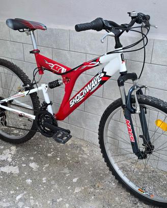 Bici 26" bi-ammortizzata Shockwave SEMINUOVA