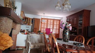 Villa centro SardegnaBorore Giardin+Cantina+Garage