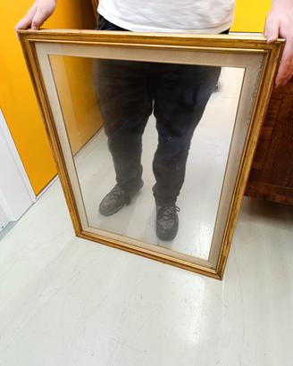 cornice in legno dorato