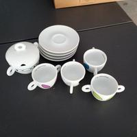 2 servizi caffè Illy 