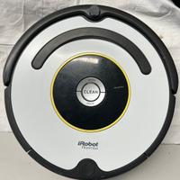 IRobot Roomba 620 con batteria nuova