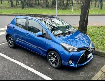 Yaris Hybrid 2016