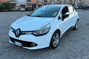 Renault Clio 1.5 dci 75cv 2014