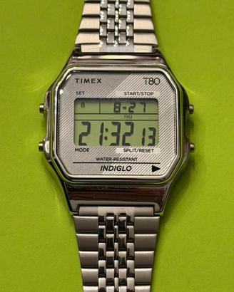 Orologio digitale Timex T80