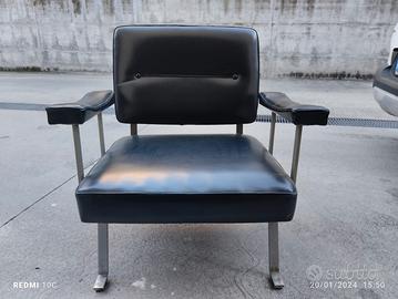 coppia poltrone in pelle