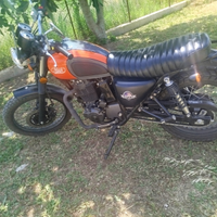Moto mash scrambler 400 usata pochissimo