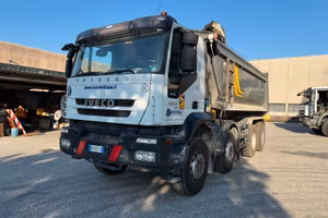 Autocarro ribaltabile Iveco Magirus A410T E4