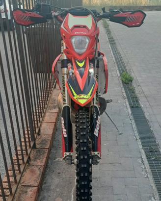 Beta rr 300 my22 showa 