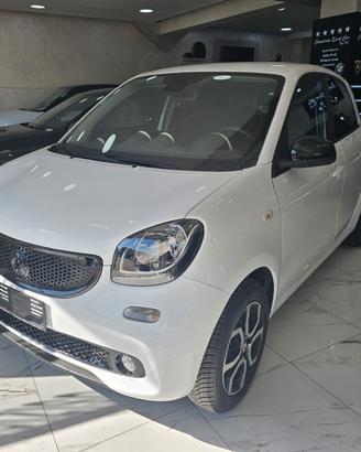 NUOVA SMART FORFOUR PASSION EDITION 1.0 TURBO BENZ