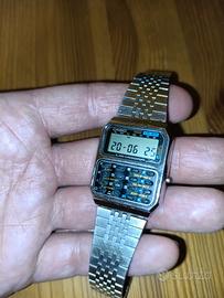 Orologio da polso Casio modello CS-831
calculator