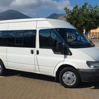 Noleggio senza conducente auto pulmino 9 posti